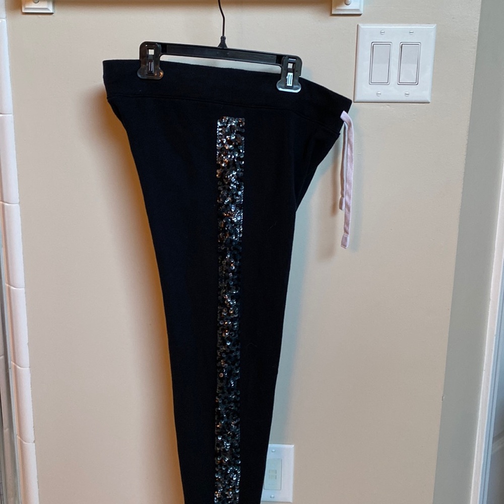 Women’s express sweatpants with sequence